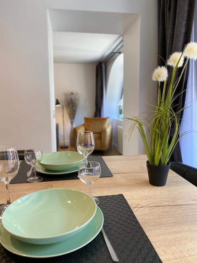 Le Royal 4 - Apartment For 4 People In The City Center Annecy Exterior photo
